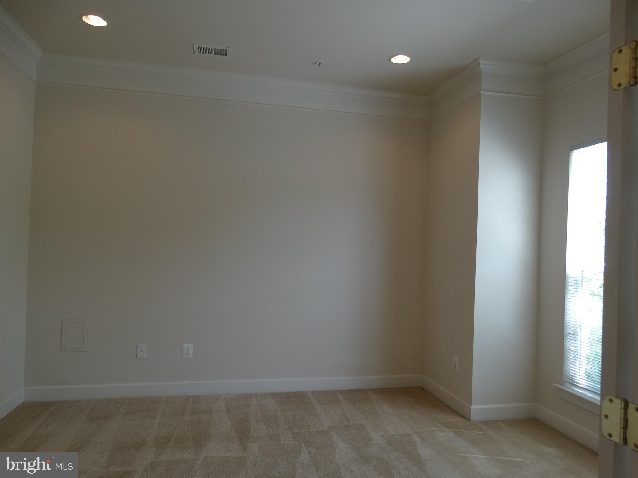 WOODCREST - Residential Lease