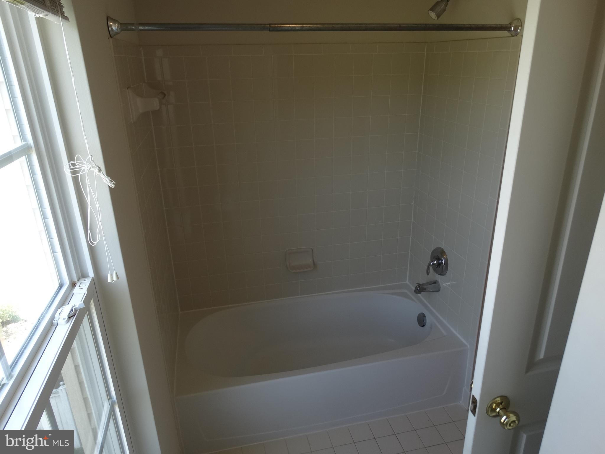 WOODCREST - Residential Lease