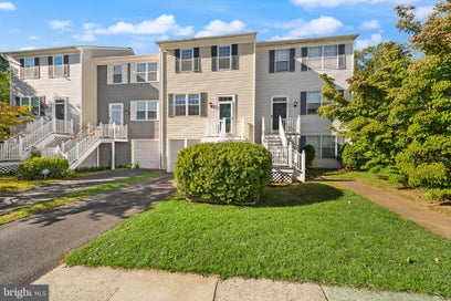523 RADFORD TERRACE NE LEESBURG VA 20176