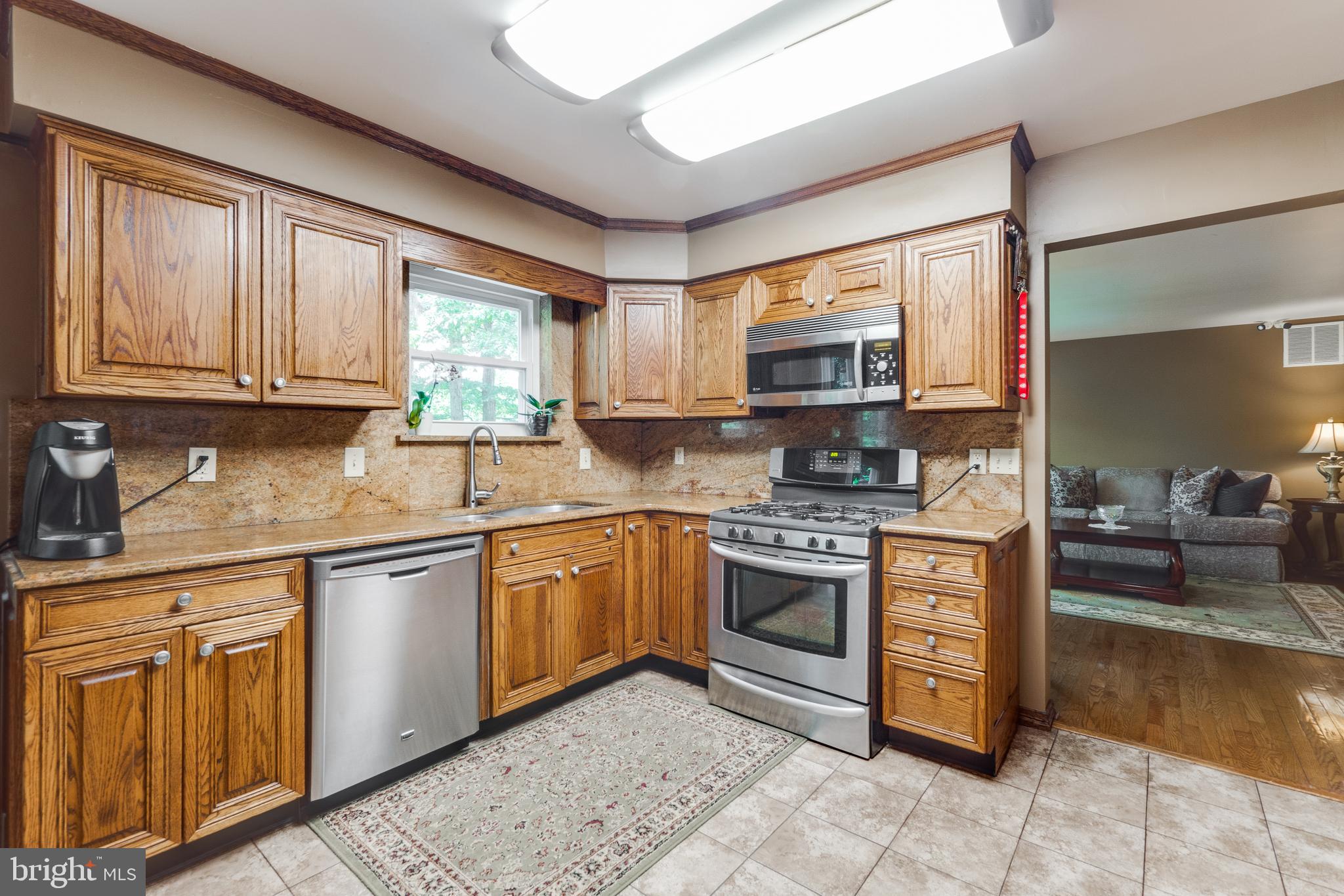 BAY WOODS - Residential