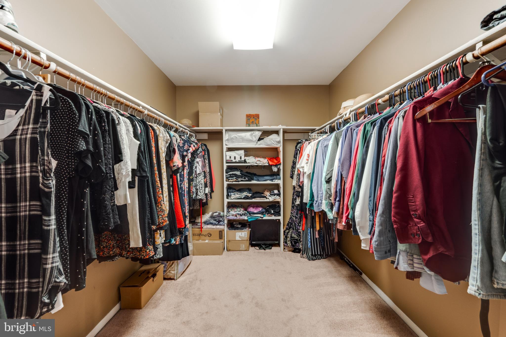 BAY WOODS - Residential