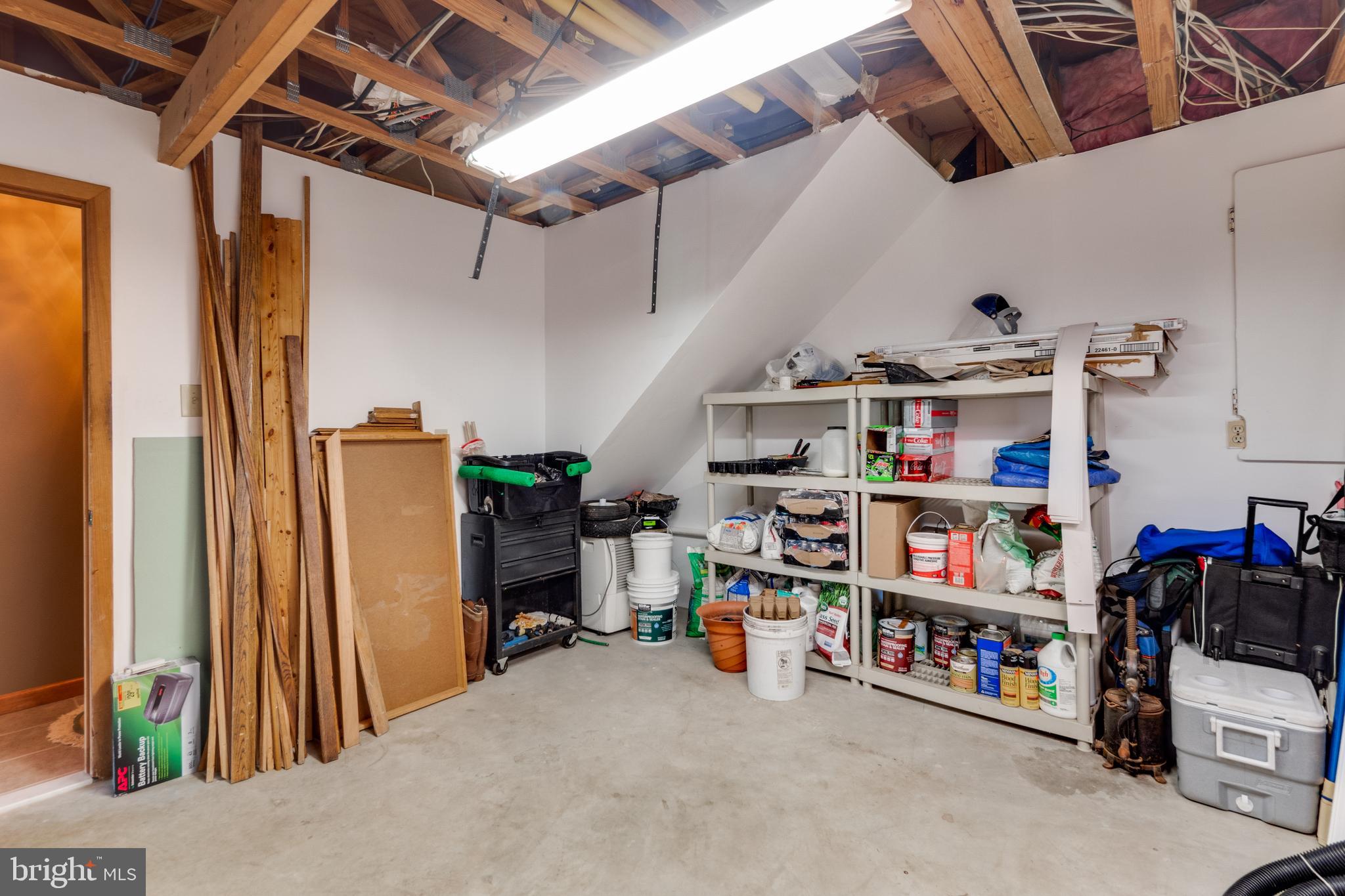 BAY WOODS - Residential