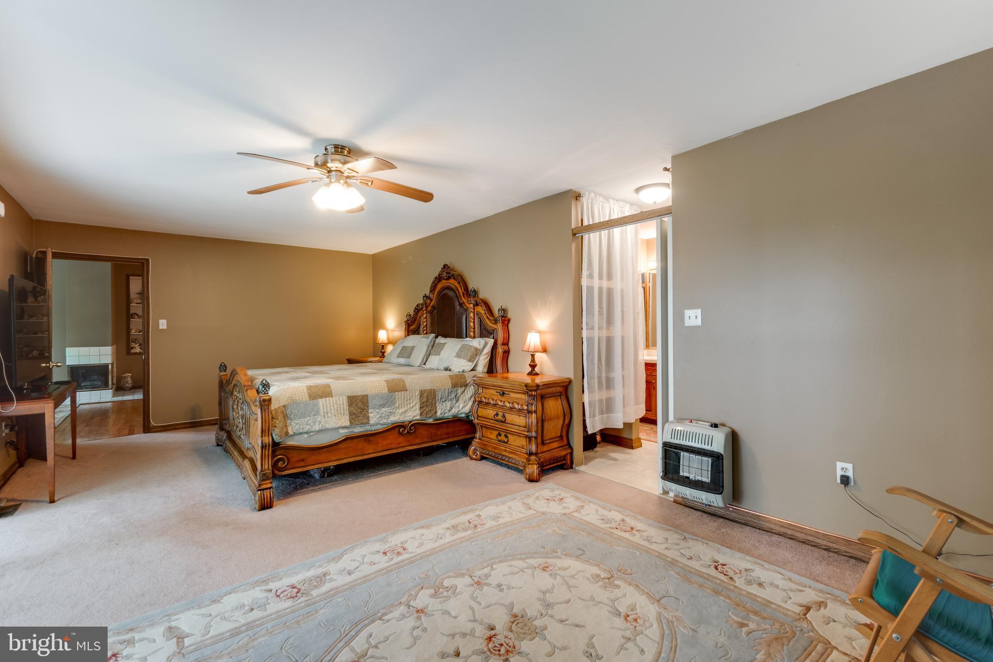 BAY WOODS - Residential