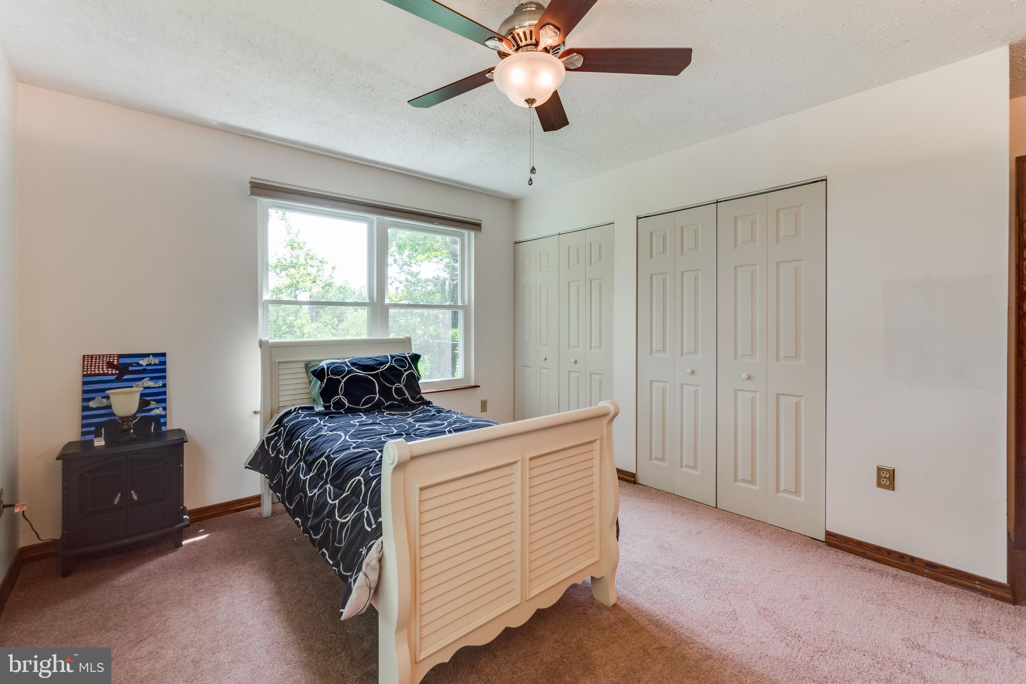 BAY WOODS - Residential