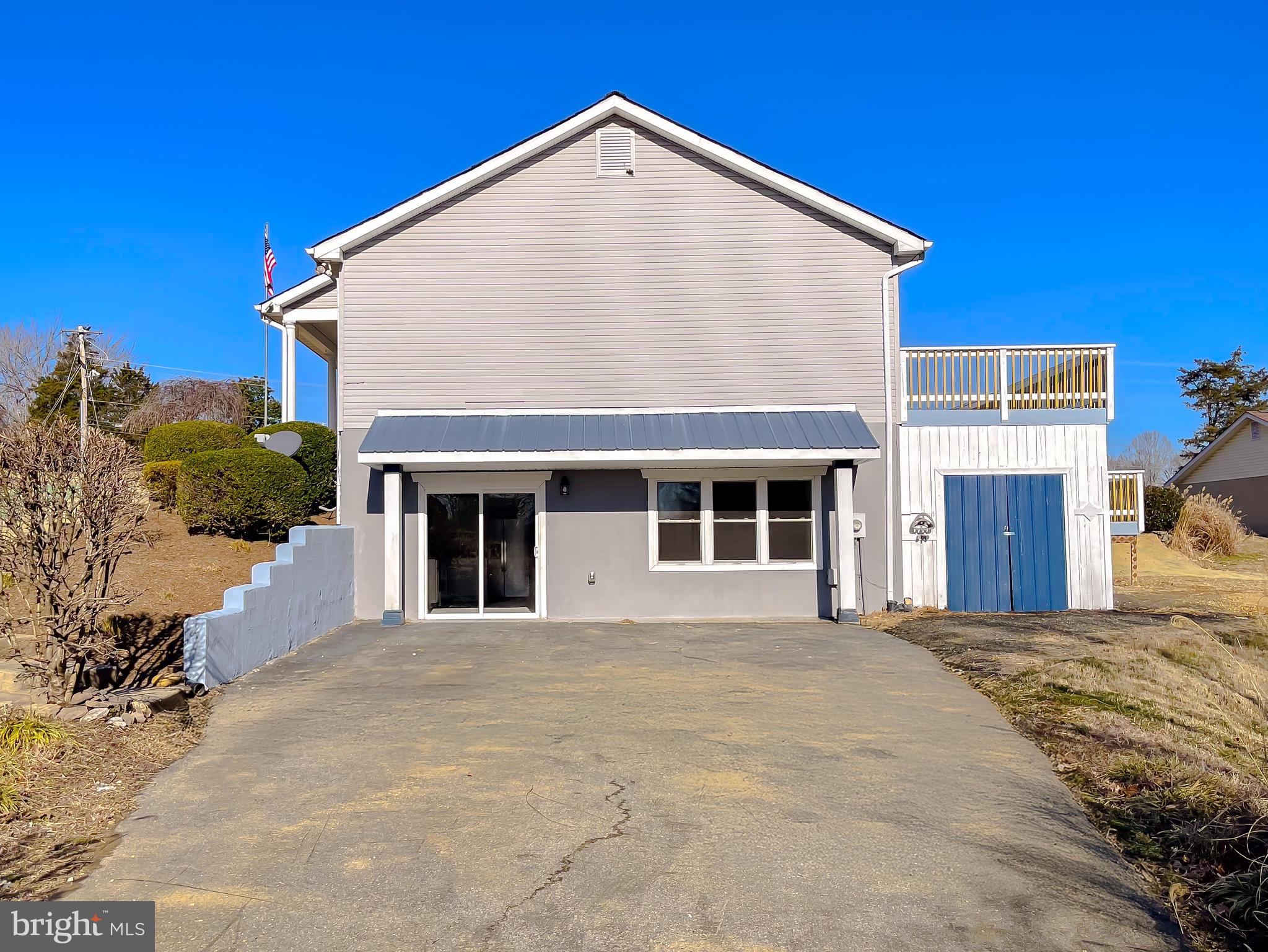 JENNI'S DAWN - Residential