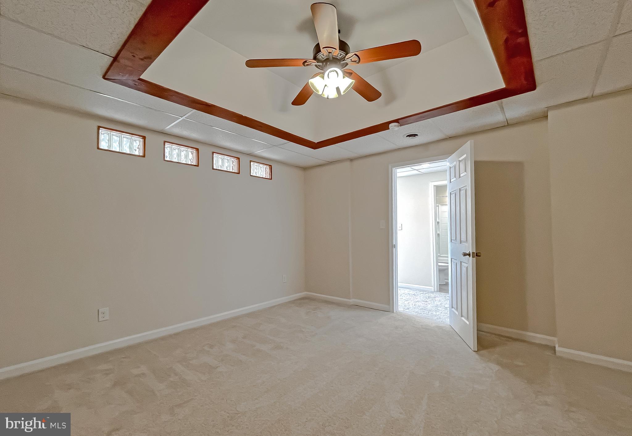 JENNI'S DAWN - Residential