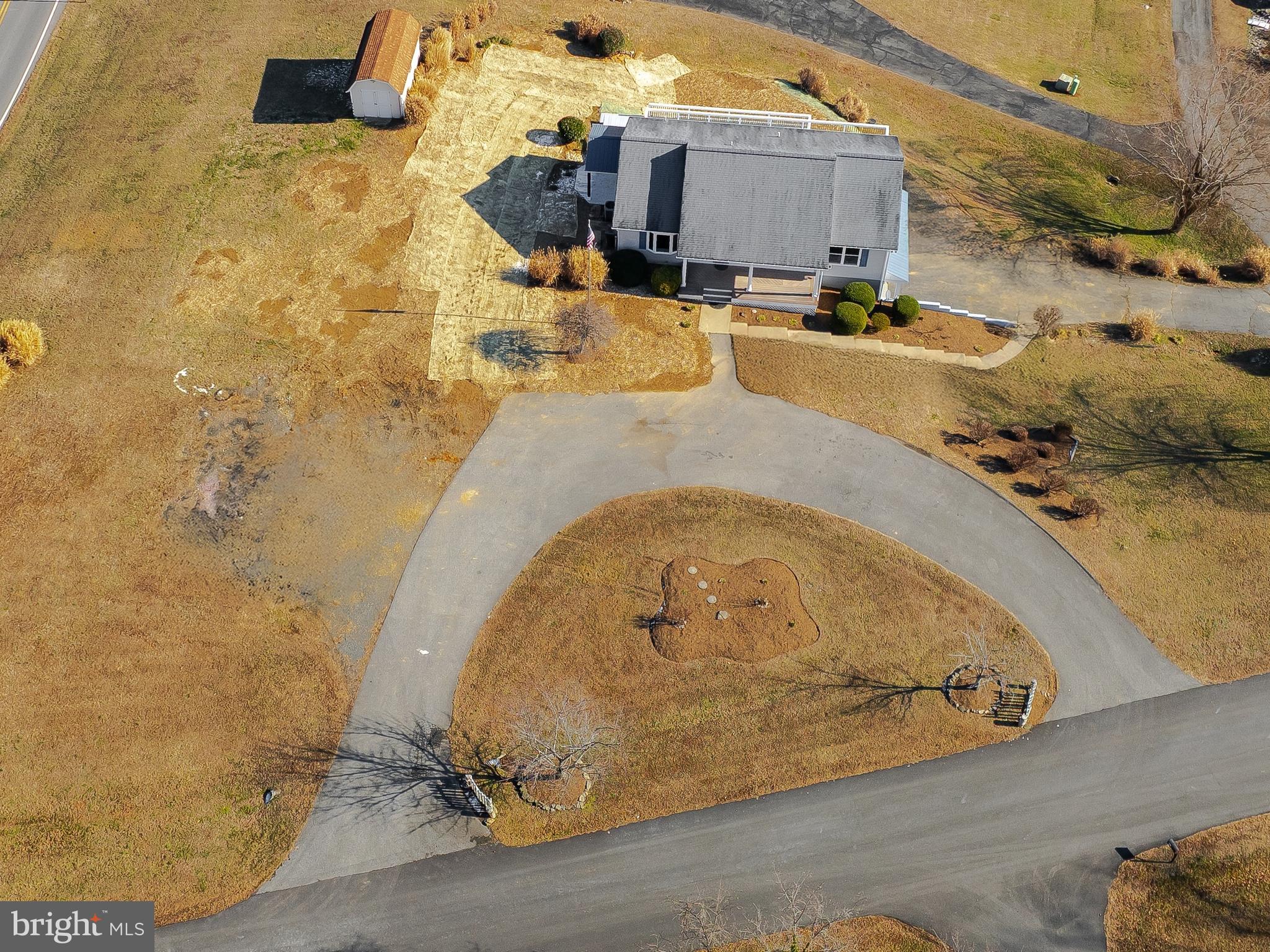 JENNI'S DAWN - Residential