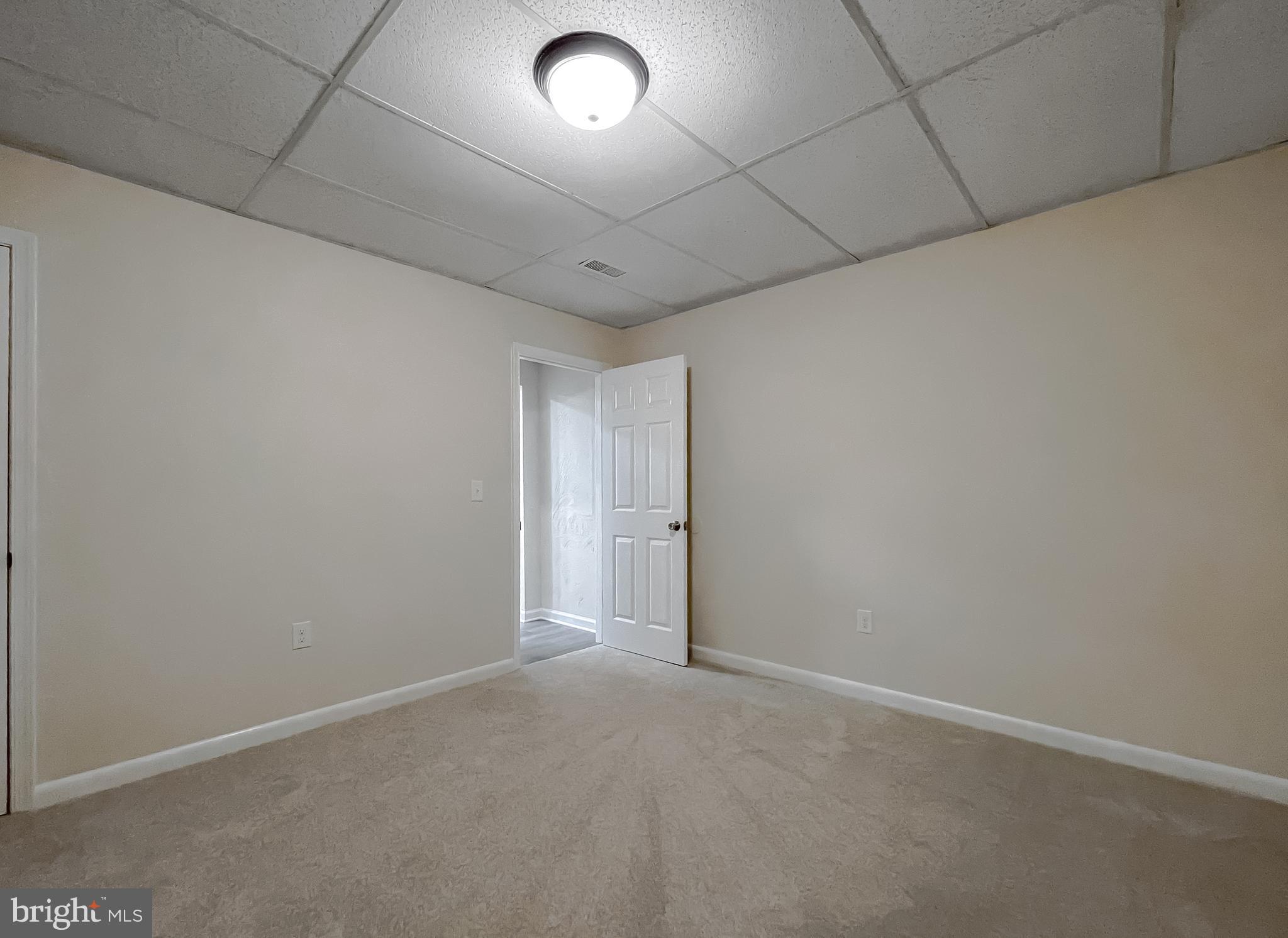 JENNI'S DAWN - Residential