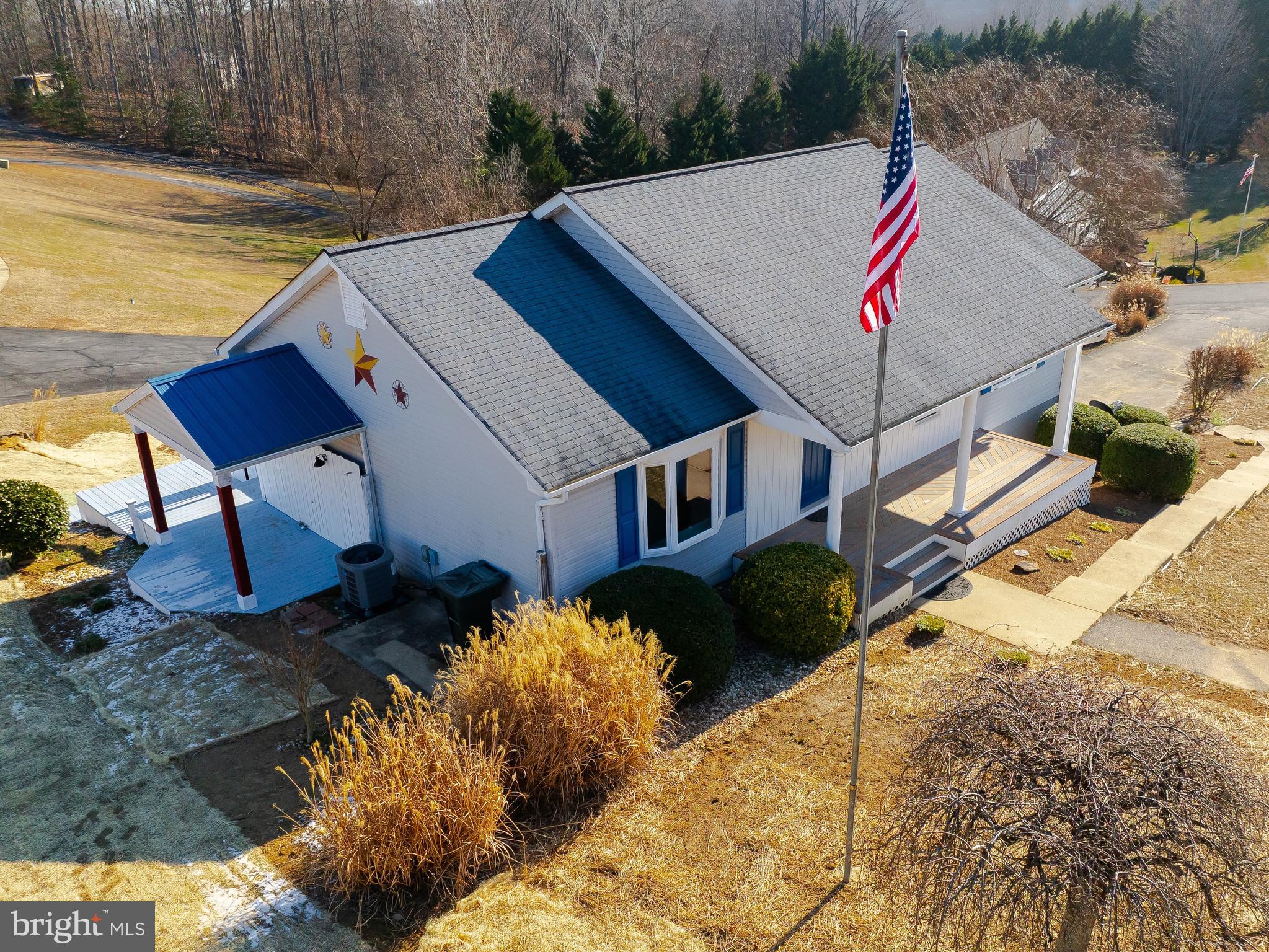 JENNI'S DAWN - Residential