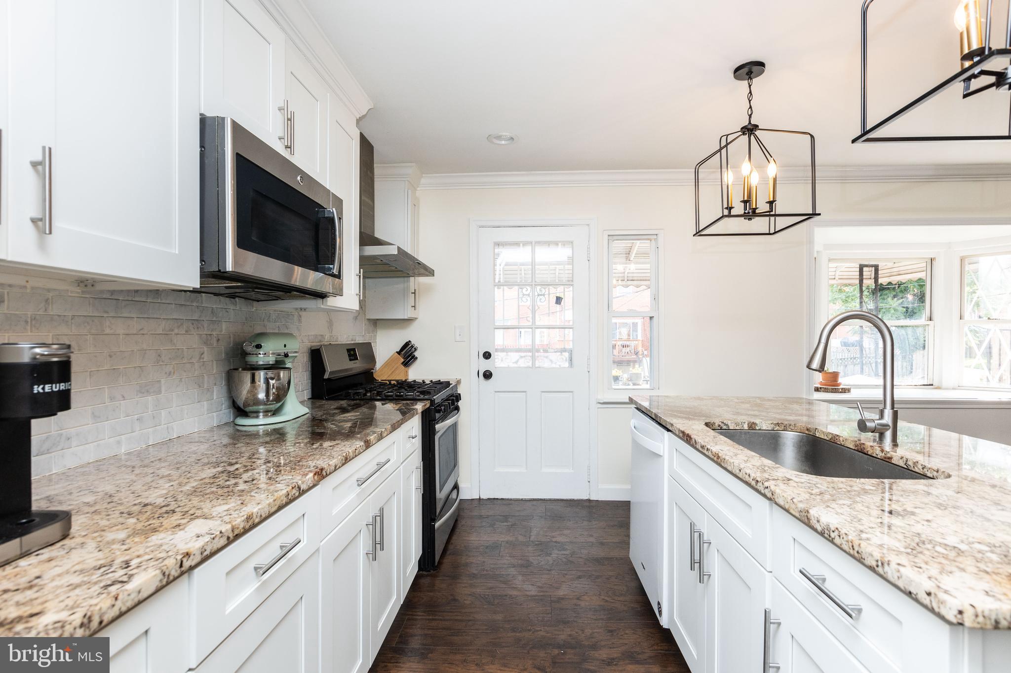 PERRING LOCH - Residential