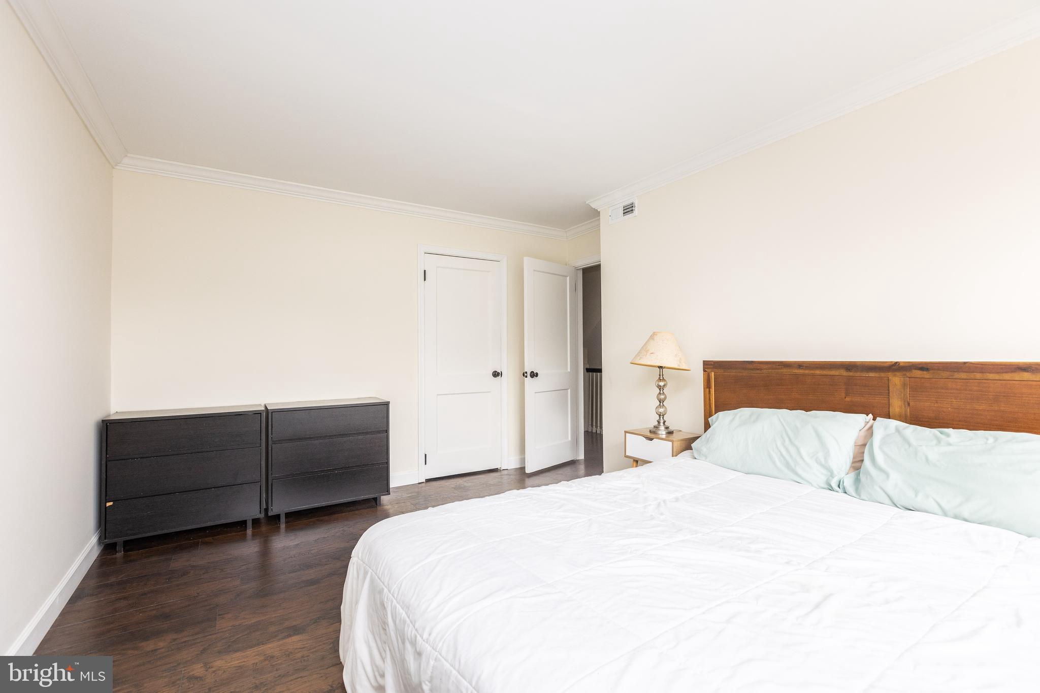 PERRING LOCH - Residential