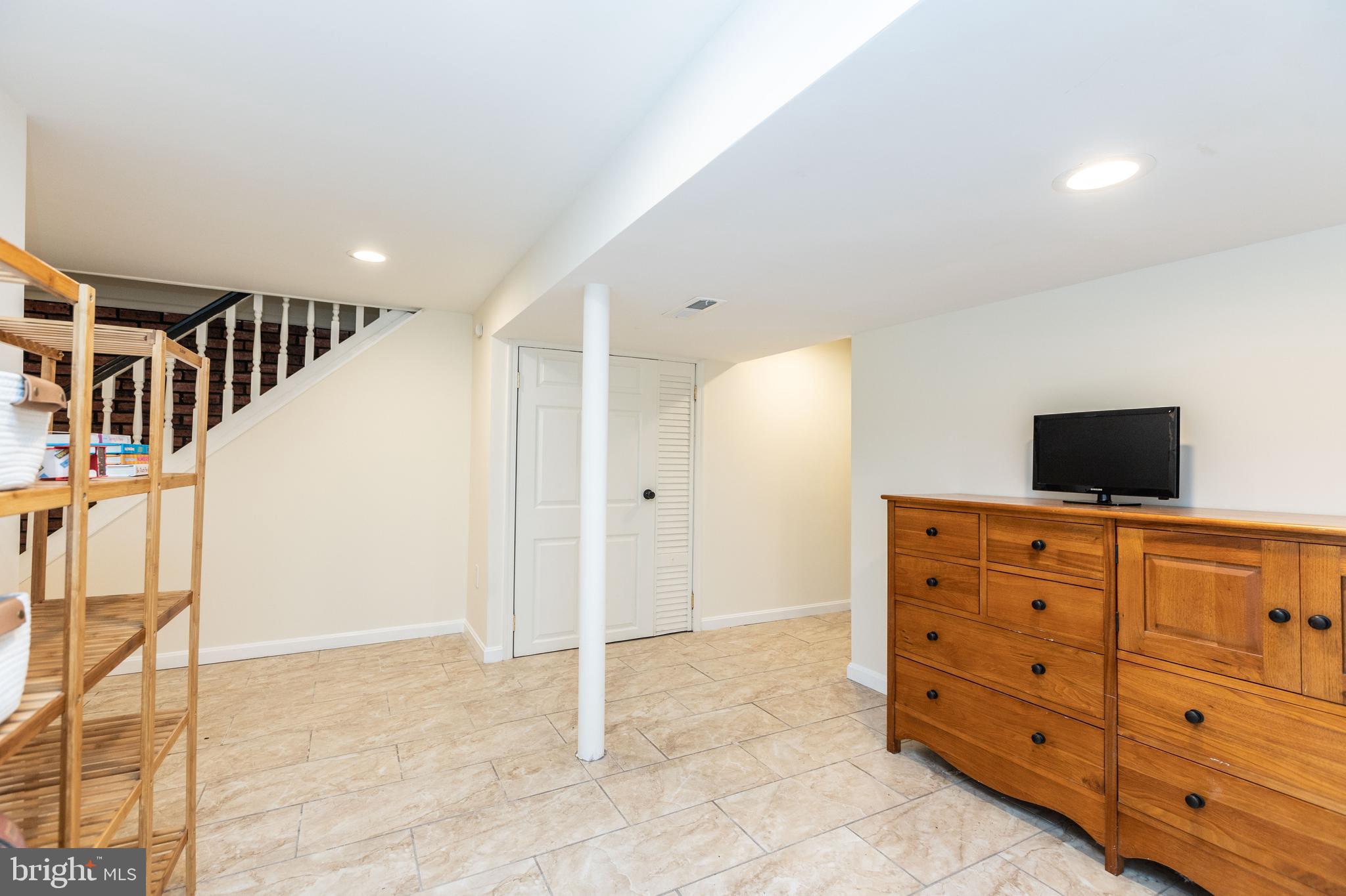 PERRING LOCH - Residential