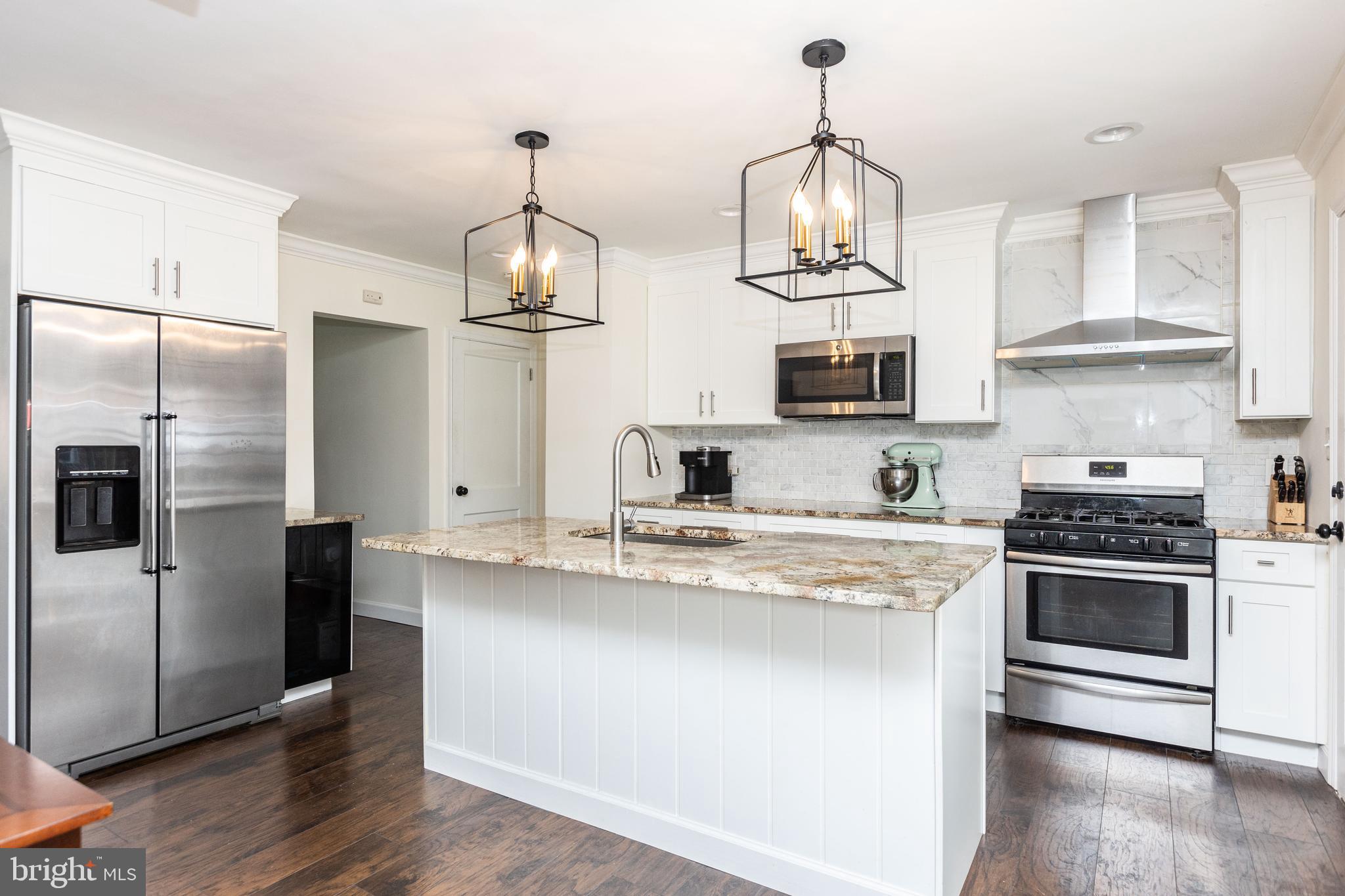 PERRING LOCH - Residential