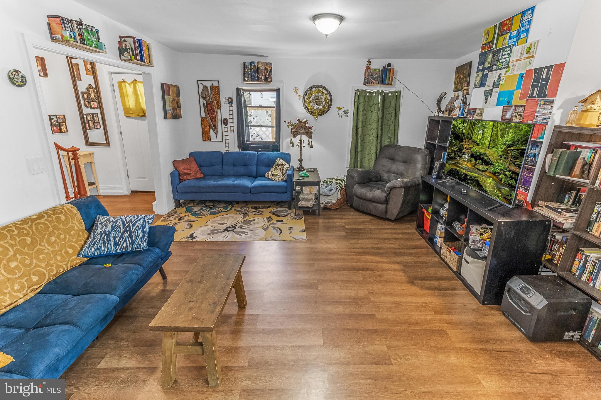 416 W JOHN STREET