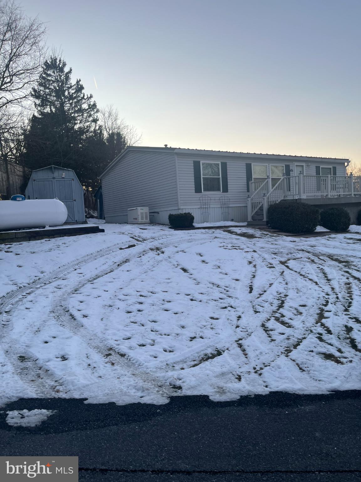 CINDY'S MOBILE HOME PARK - Residential