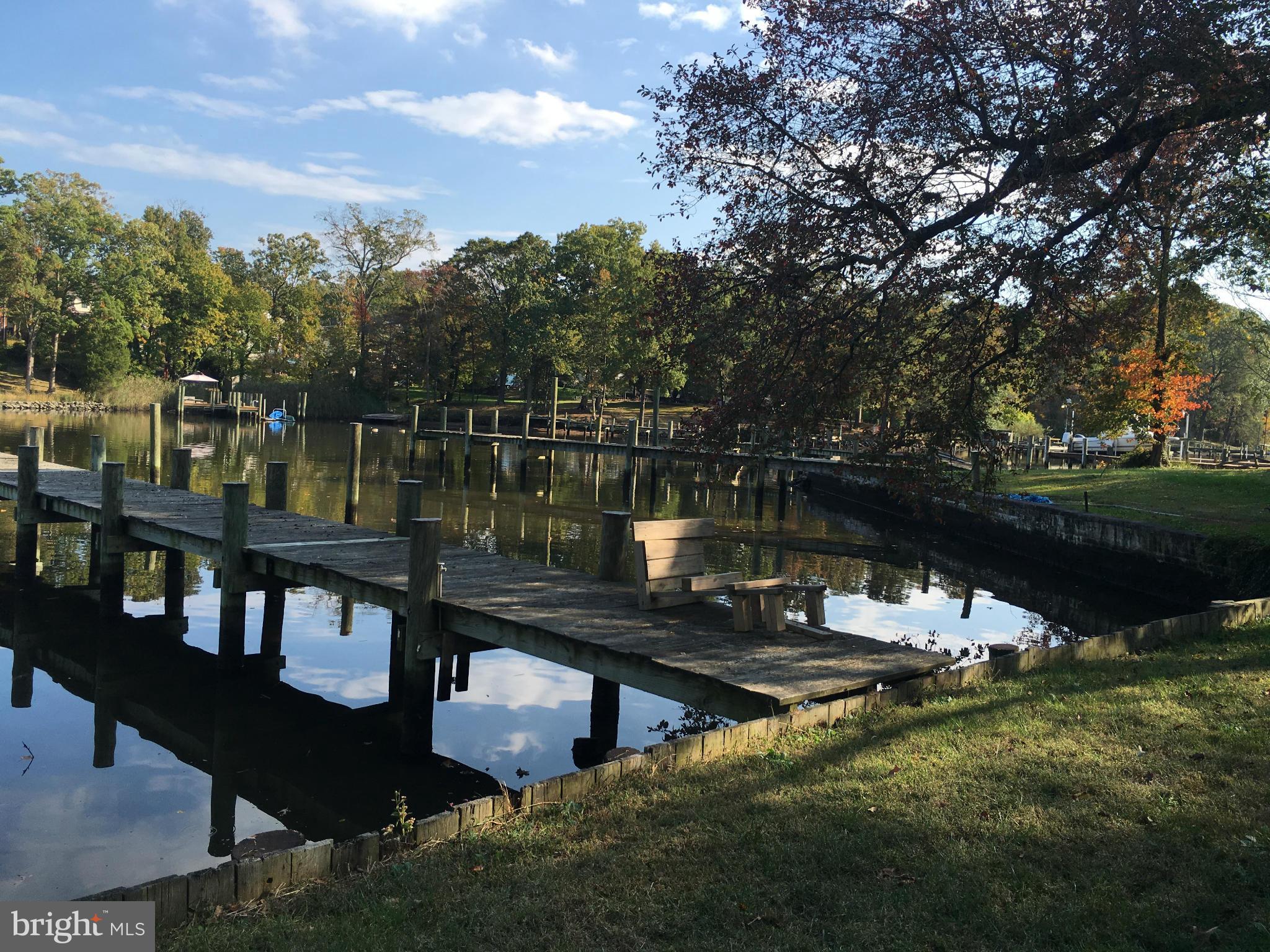 POWHATAN BEACH - Residential