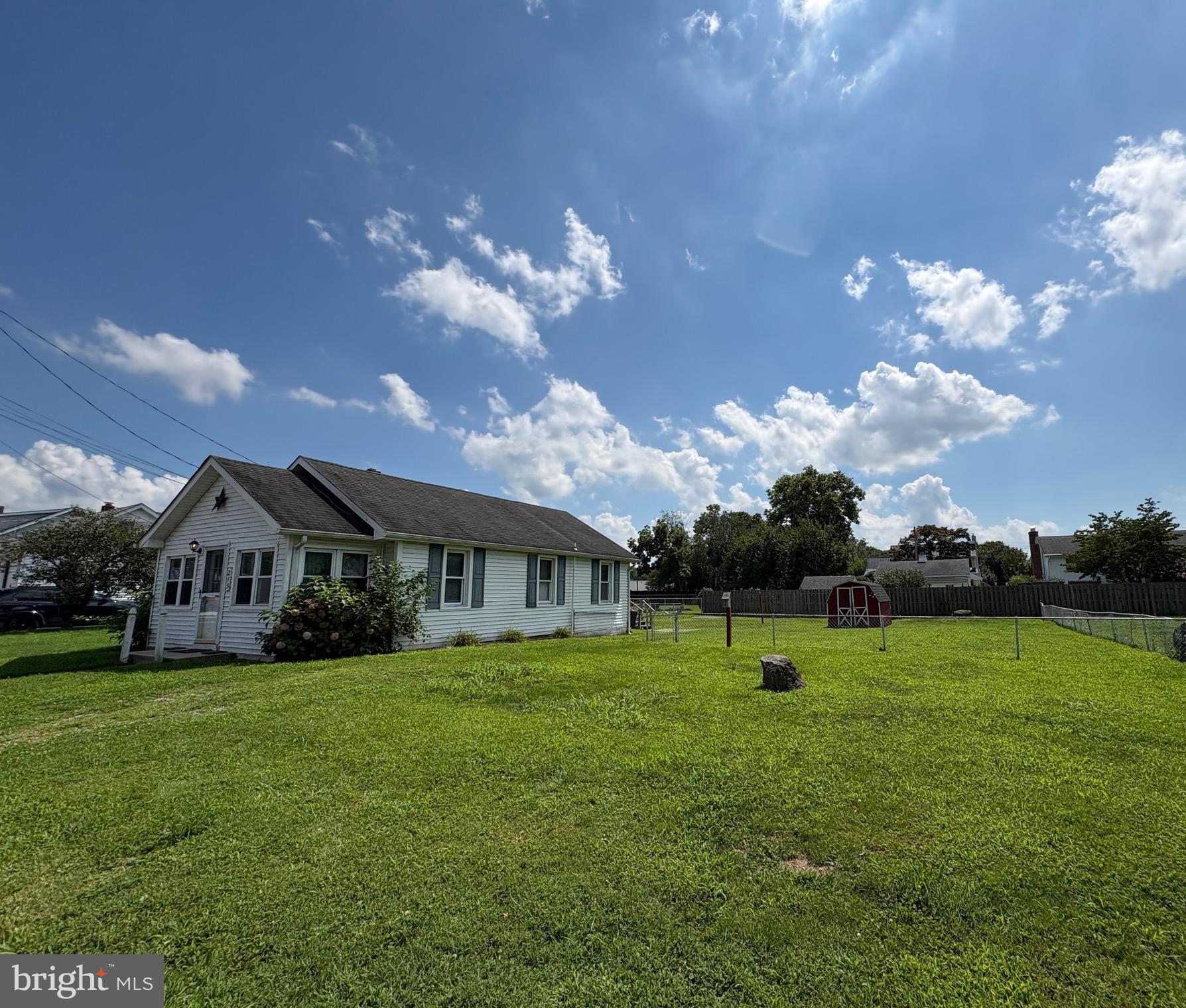 215 HIGHLAND AVENUE