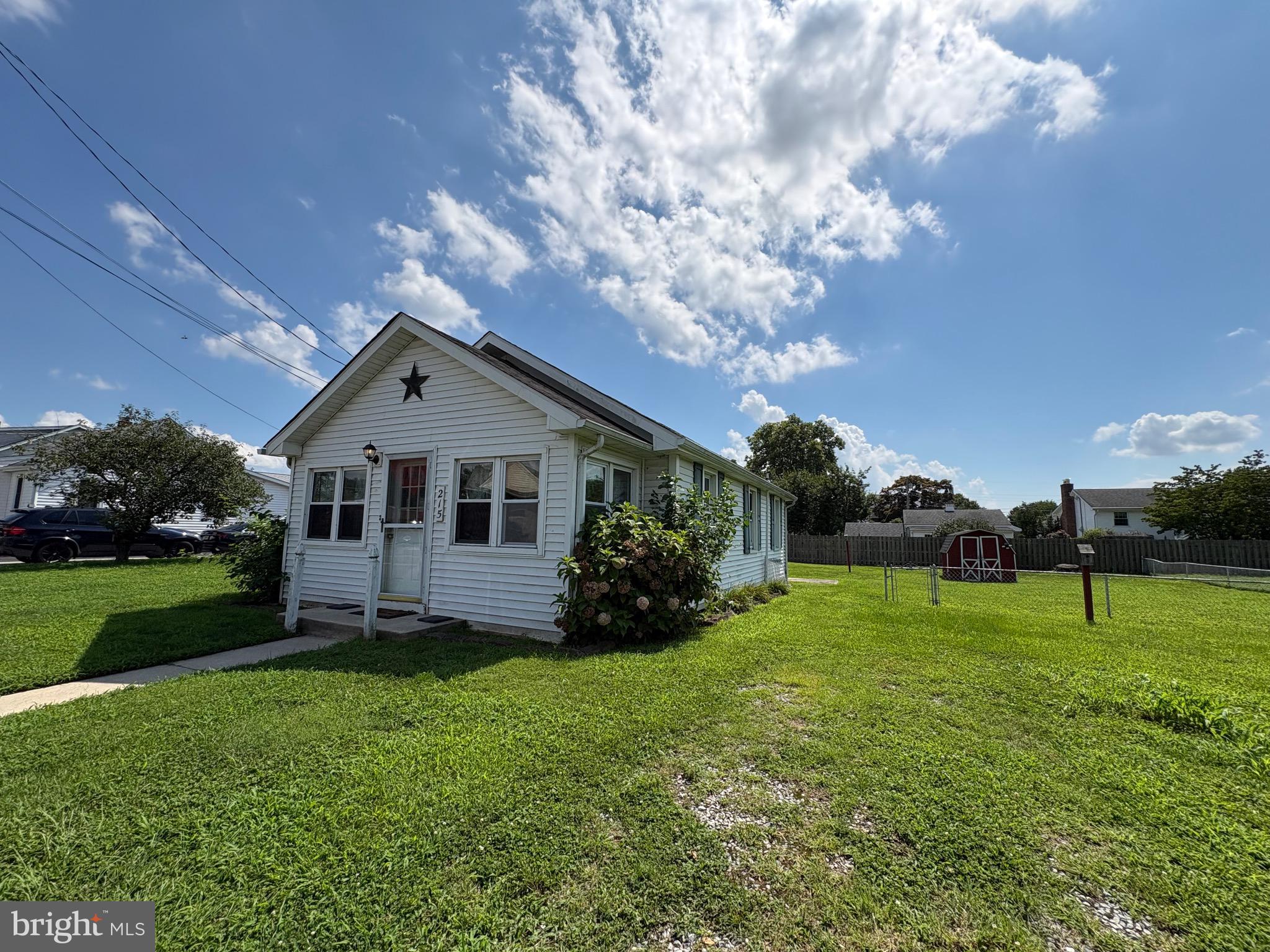 215 HIGHLAND AVENUE