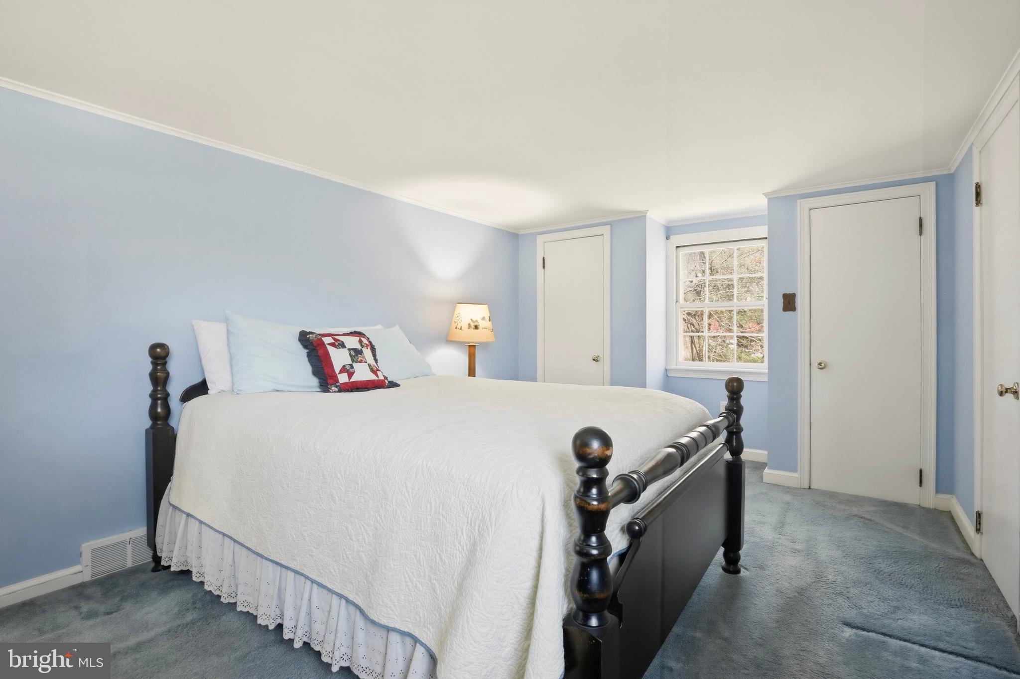 SHOEMAKER VIL - Residential