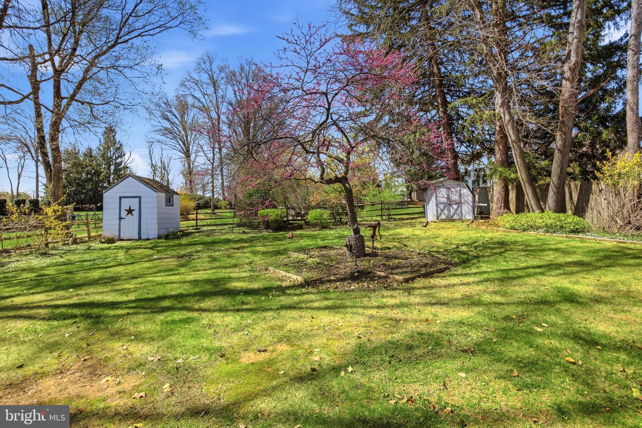 SHOEMAKER VIL - Residential