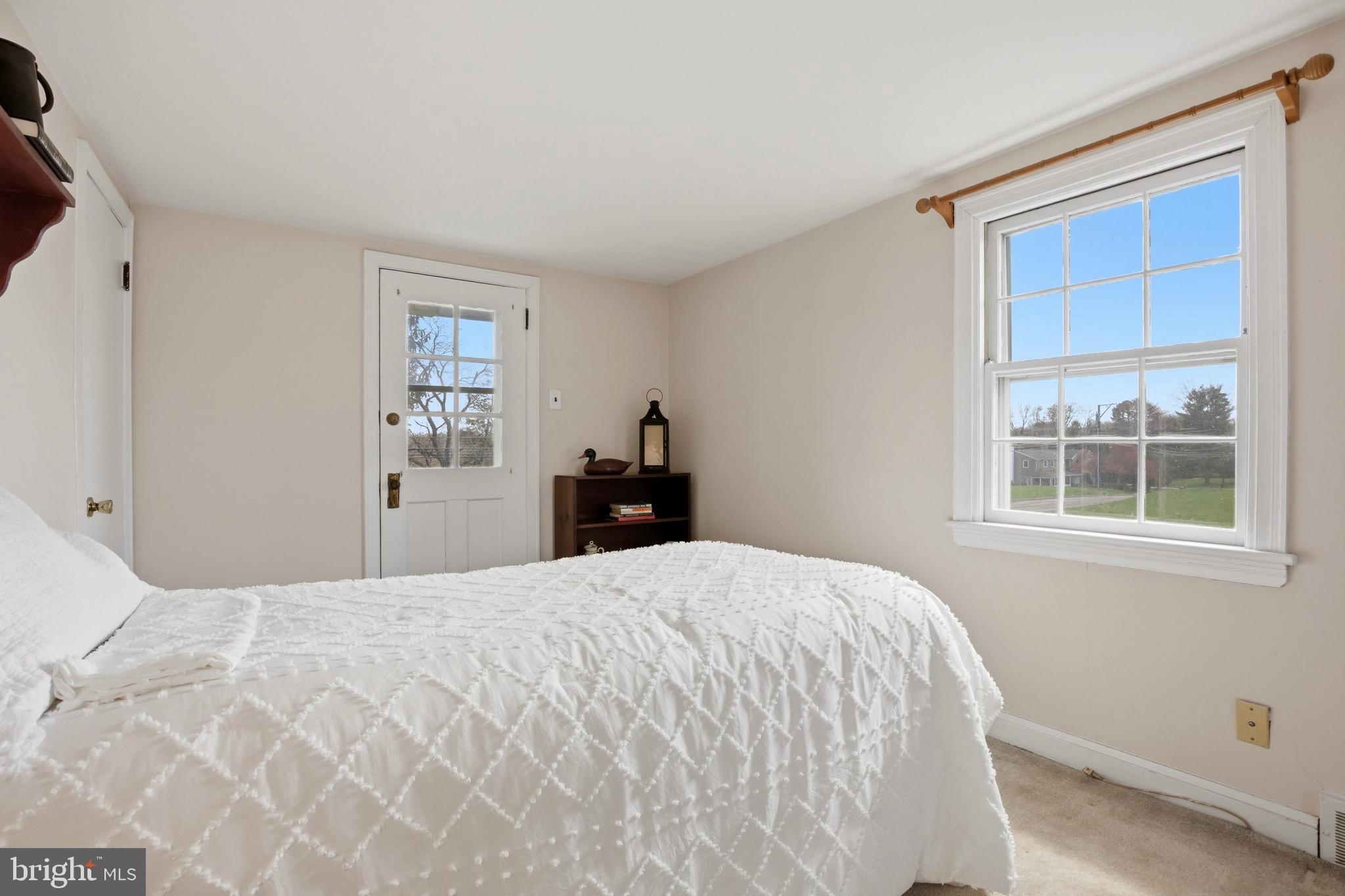 SHOEMAKER VIL - Residential