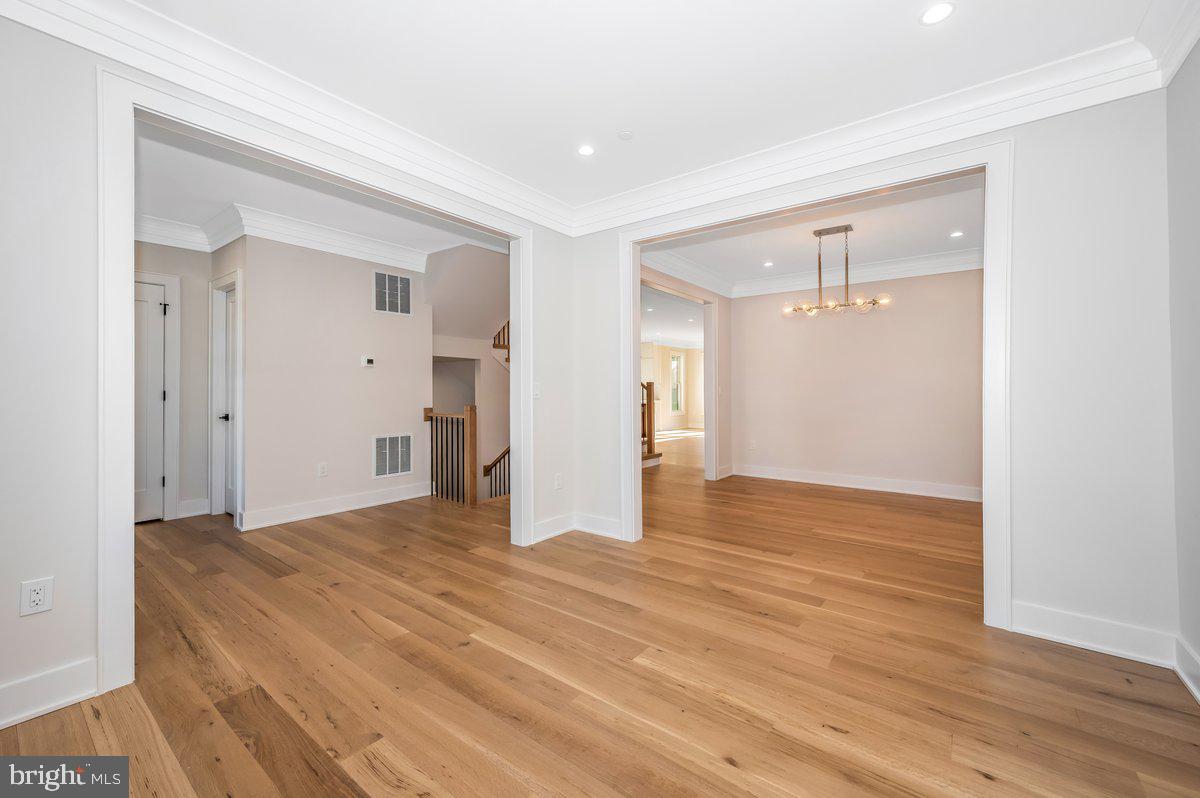 ROCK CREEK FOREST - Residential