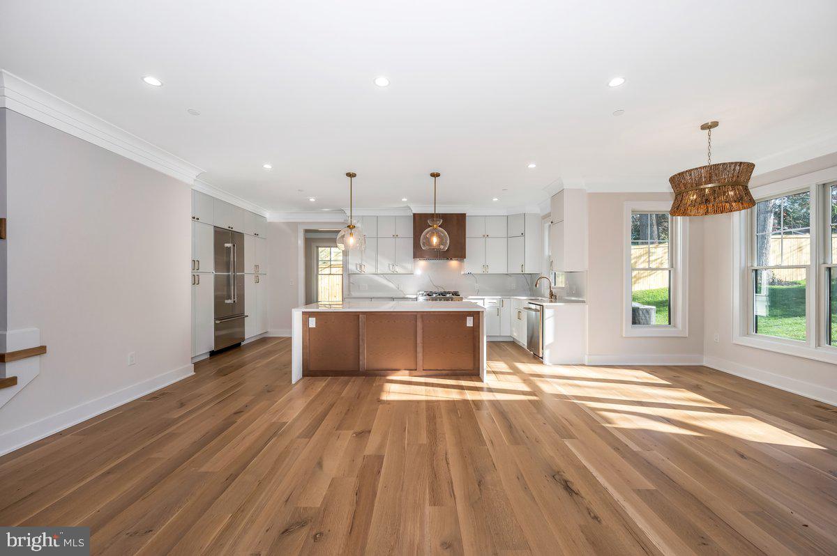 ROCK CREEK FOREST - Residential