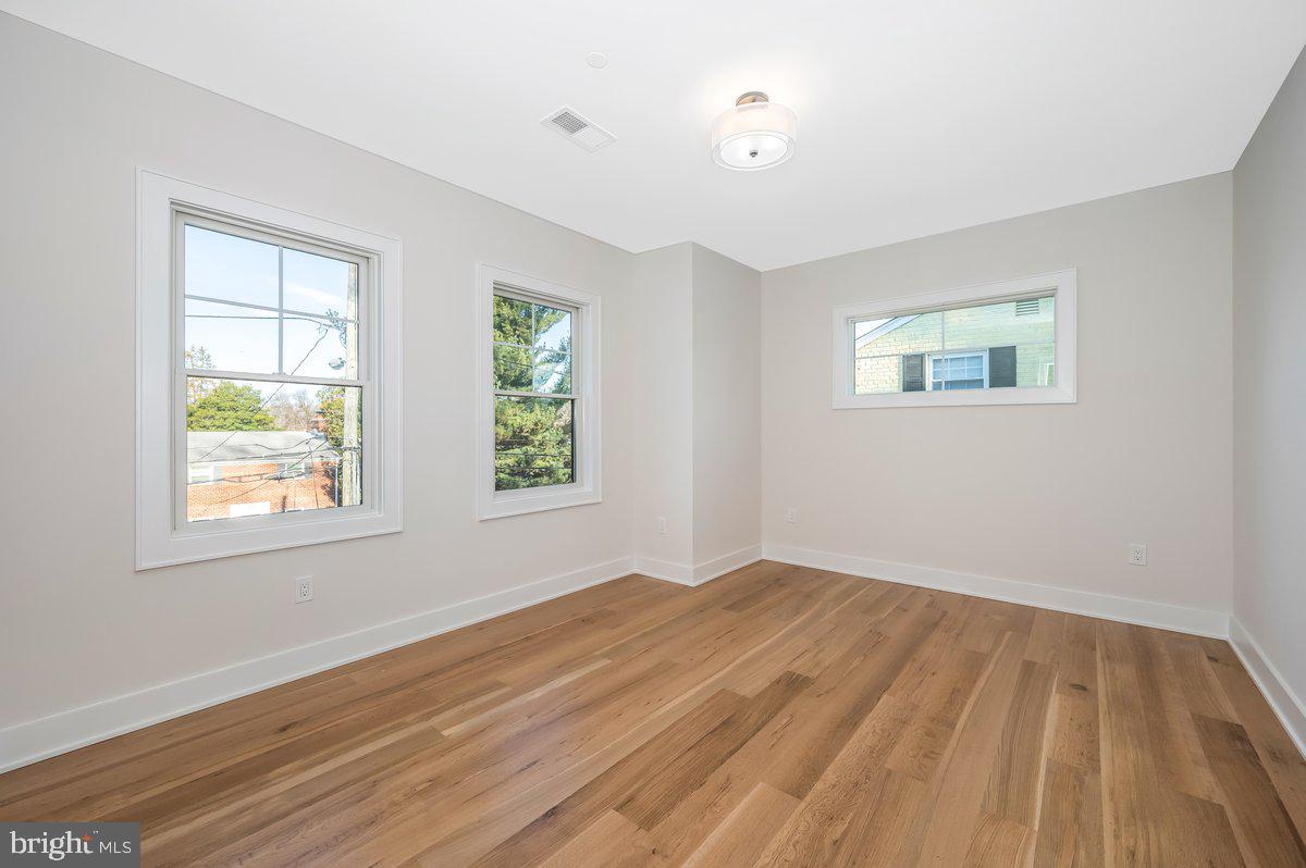 ROCK CREEK FOREST - Residential