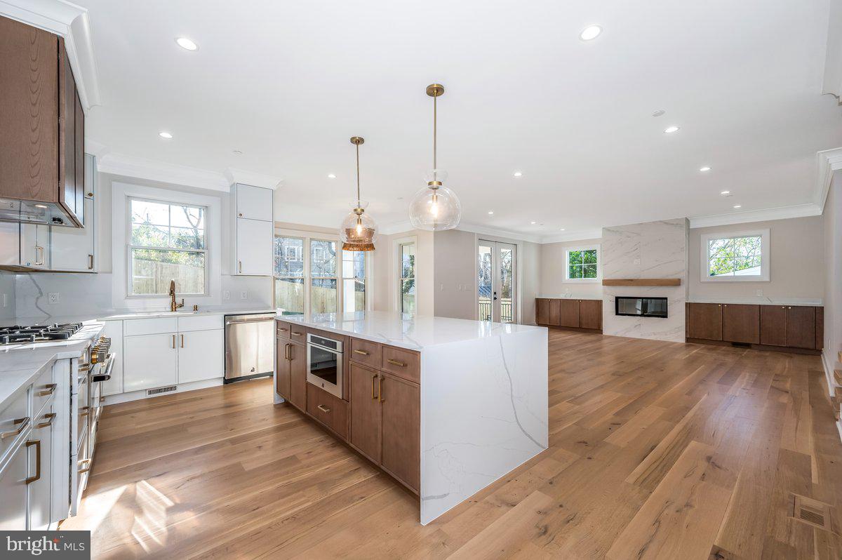 ROCK CREEK FOREST - Residential