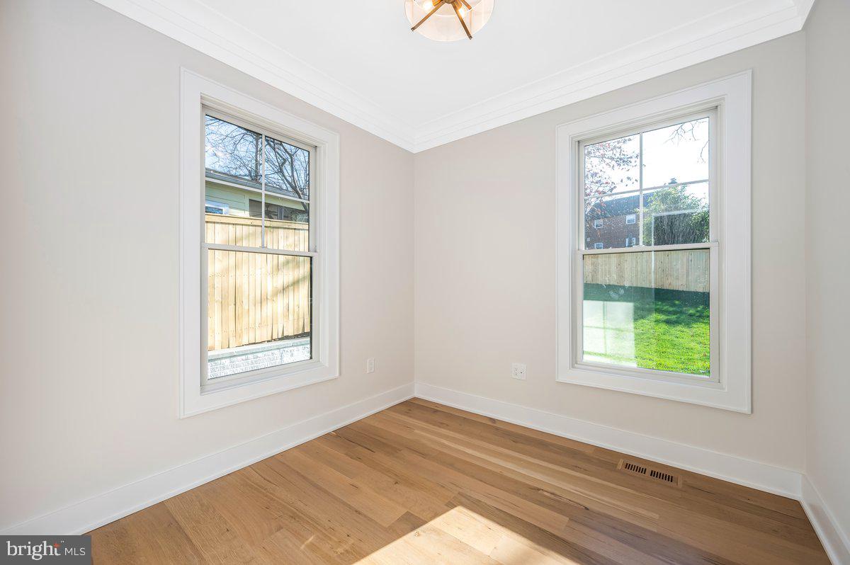 ROCK CREEK FOREST - Residential