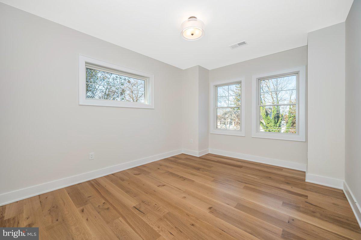 ROCK CREEK FOREST - Residential