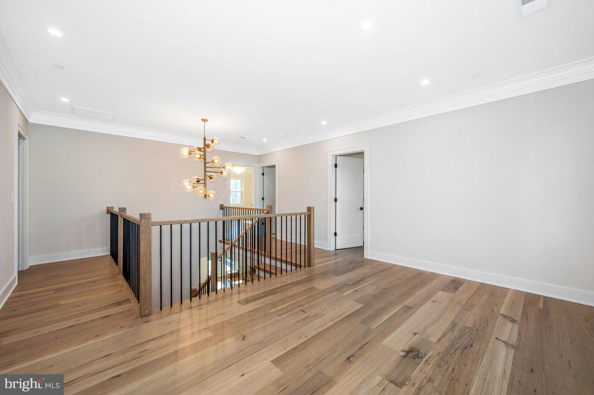 ROCK CREEK FOREST - Residential