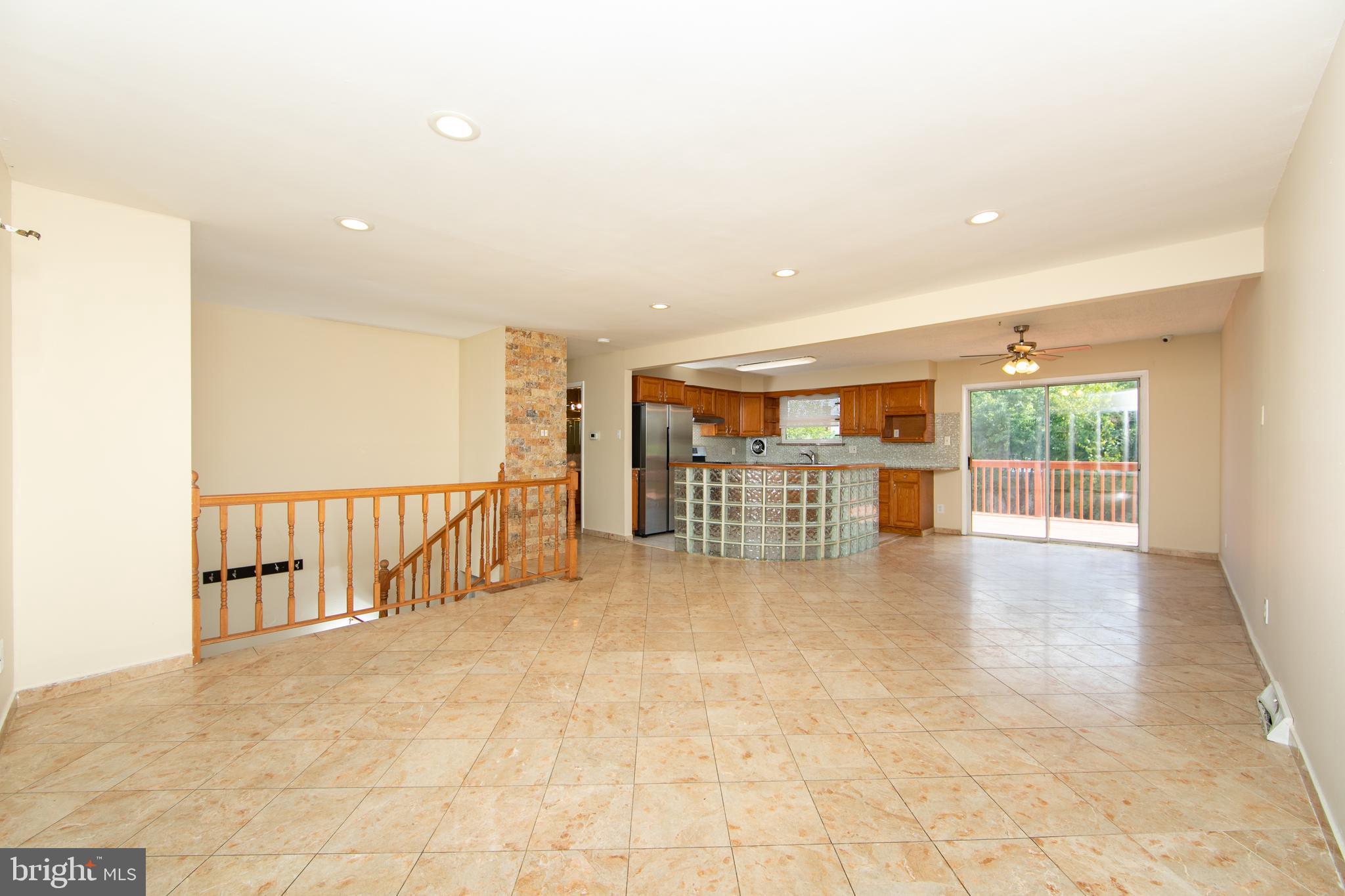 15 KNOLLWOOD DRIVE