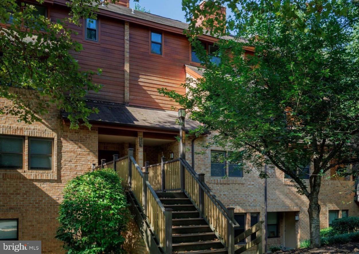 VILLAGE OF KINGS CONTRIVANCE - Residential