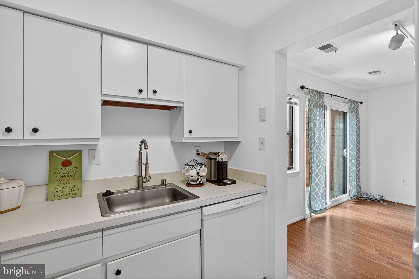 VILLAGE OF KINGS CONTRIVANCE - Residential