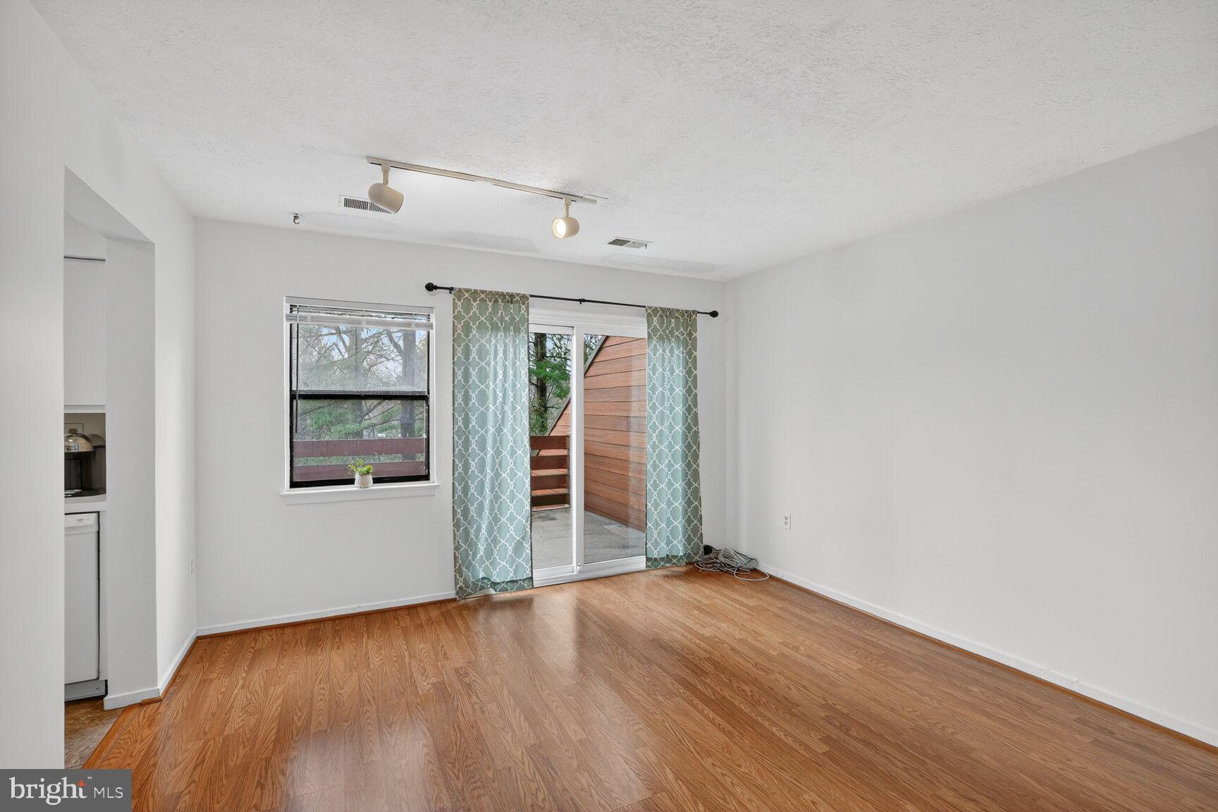 VILLAGE OF KINGS CONTRIVANCE - Residential