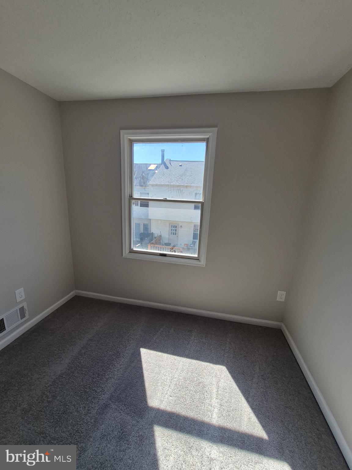 GUNNERS LAKE VILLAGE - Residential