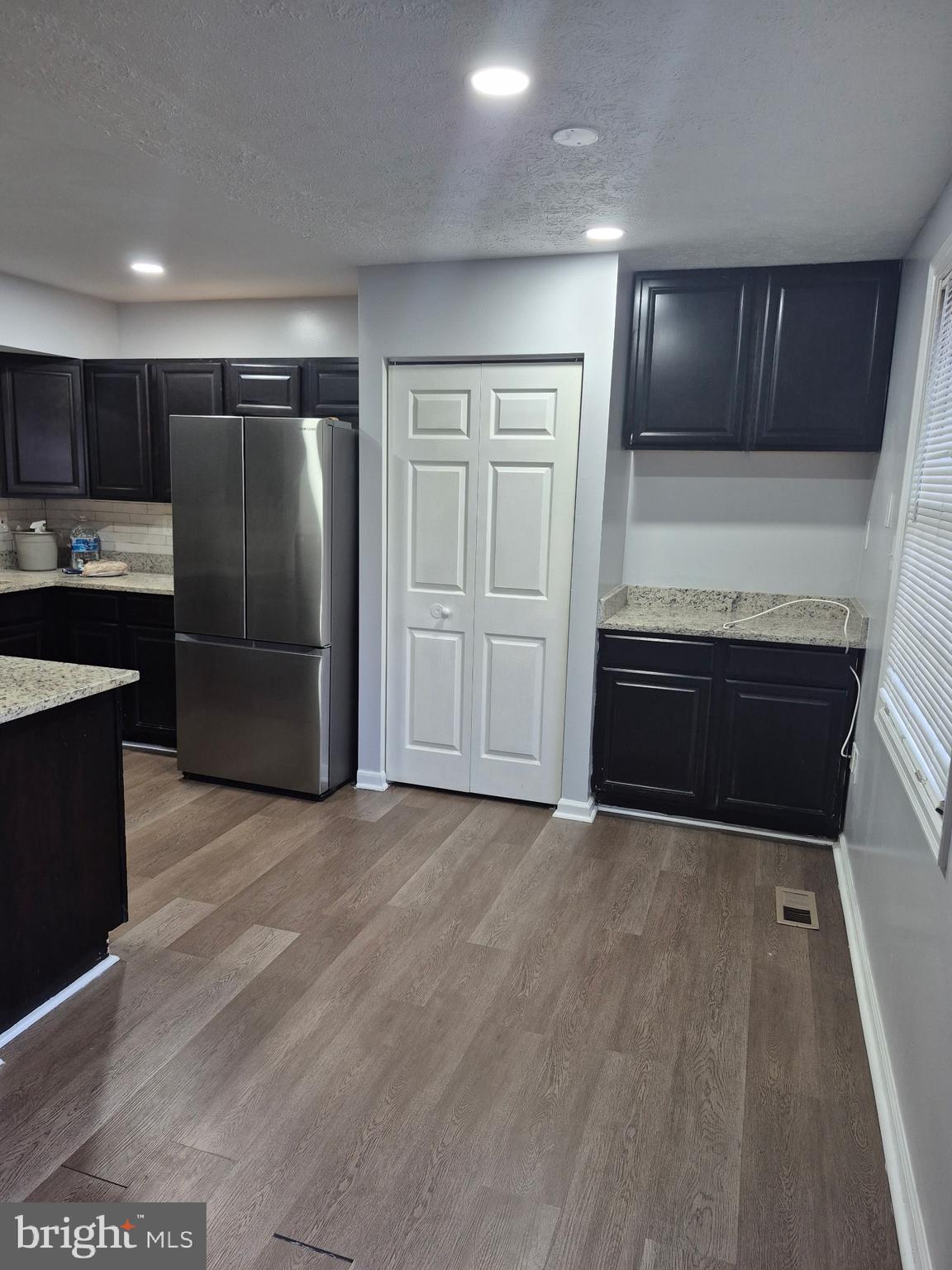 GUNNERS LAKE VILLAGE - Residential