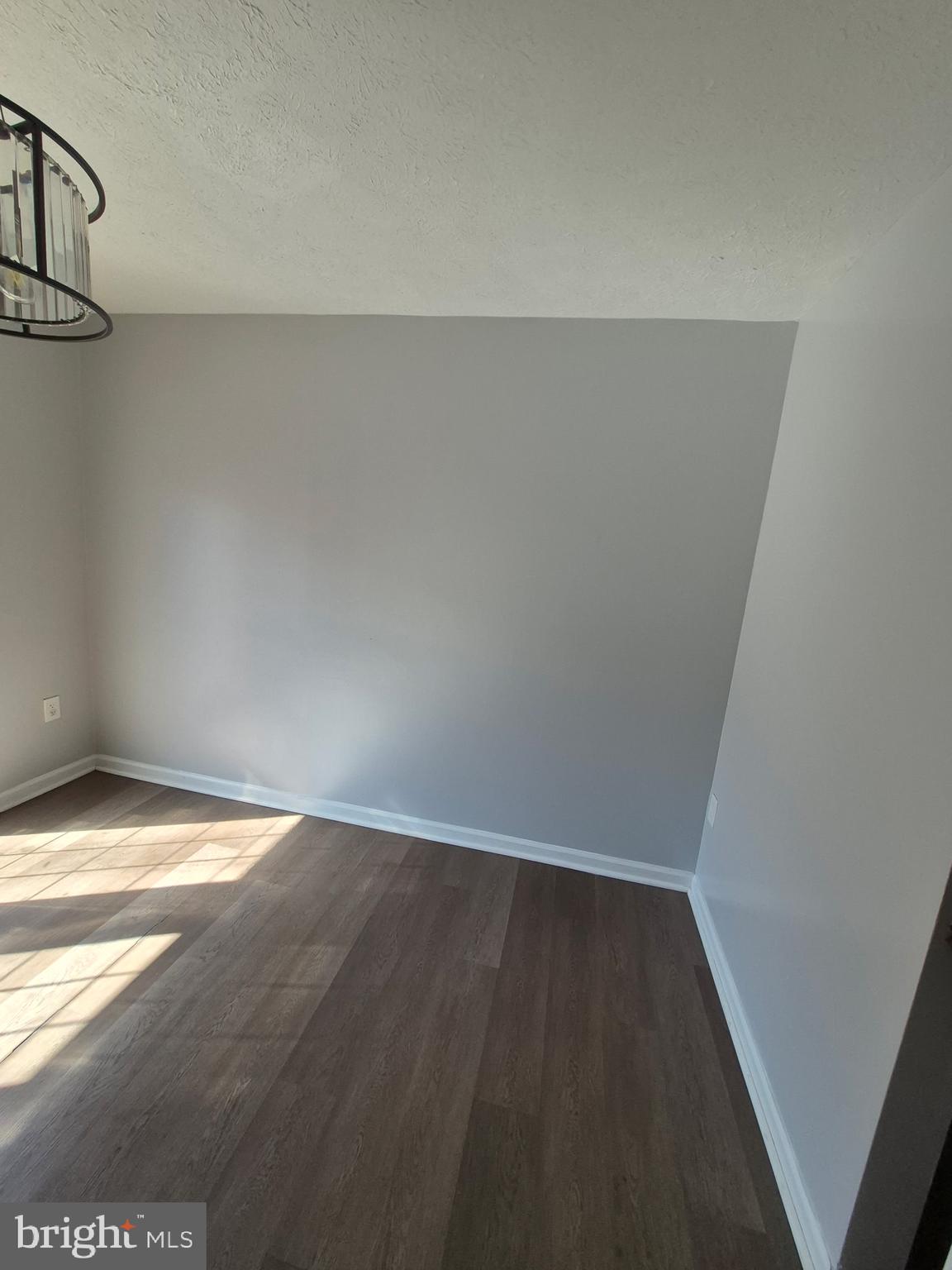 GUNNERS LAKE VILLAGE - Residential