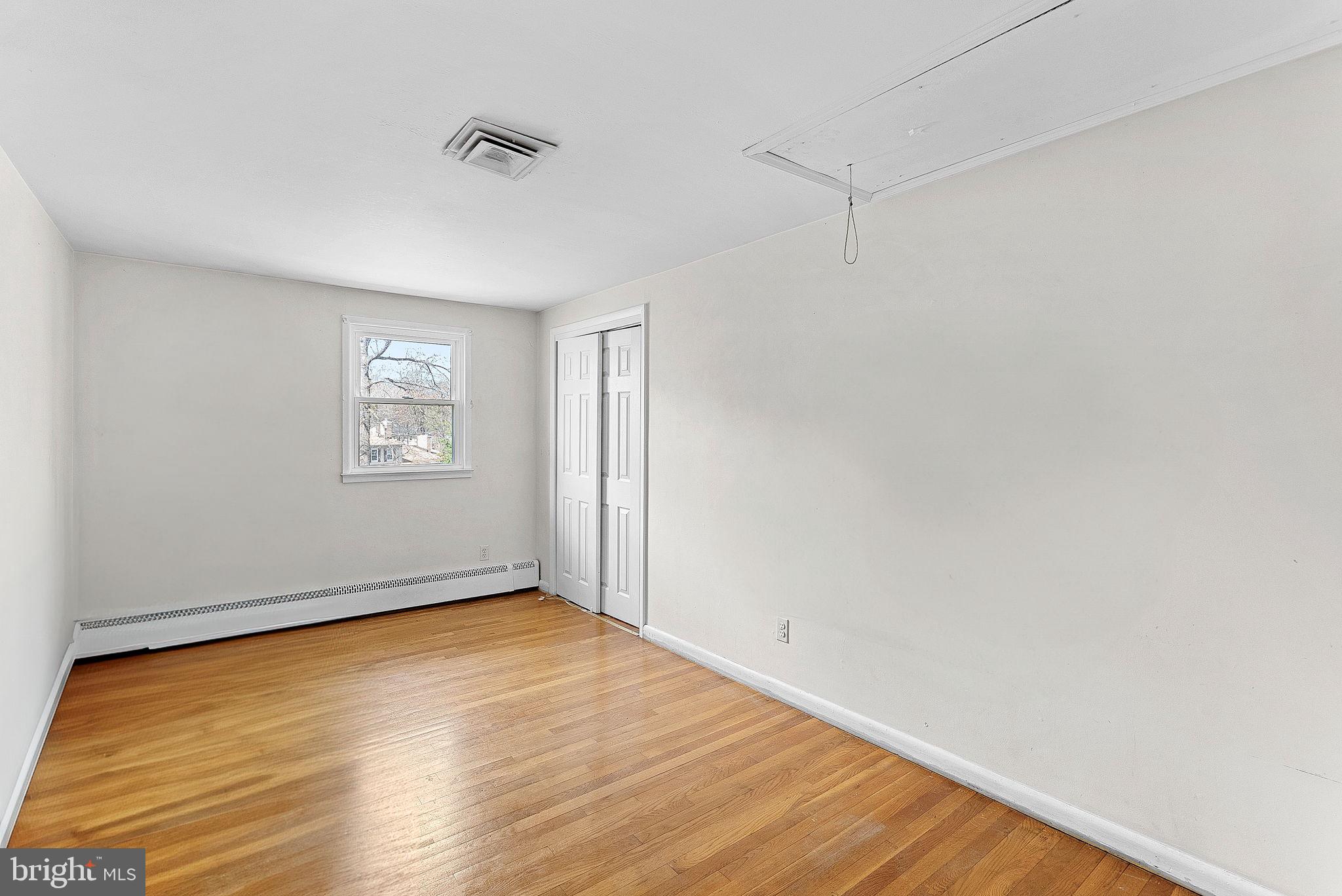 RIDGE MANOR - Residential