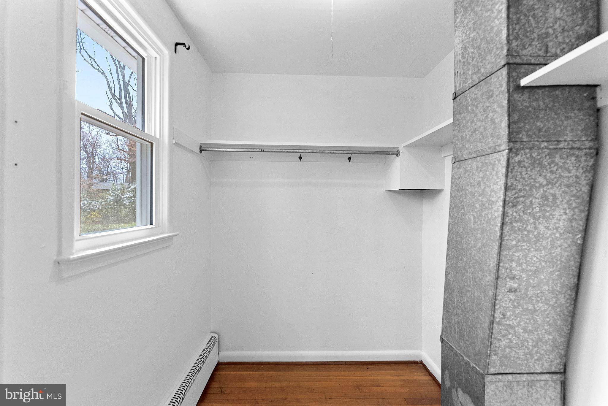 RIDGE MANOR - Residential