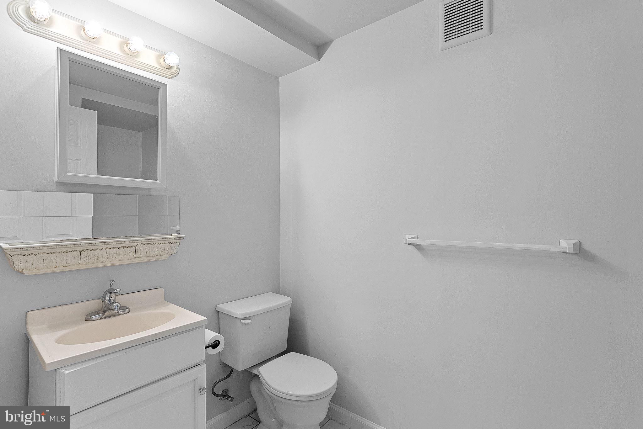 RIDGE MANOR - Residential