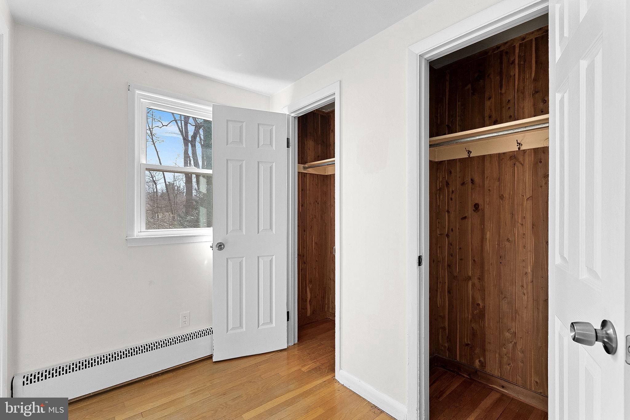 RIDGE MANOR - Residential