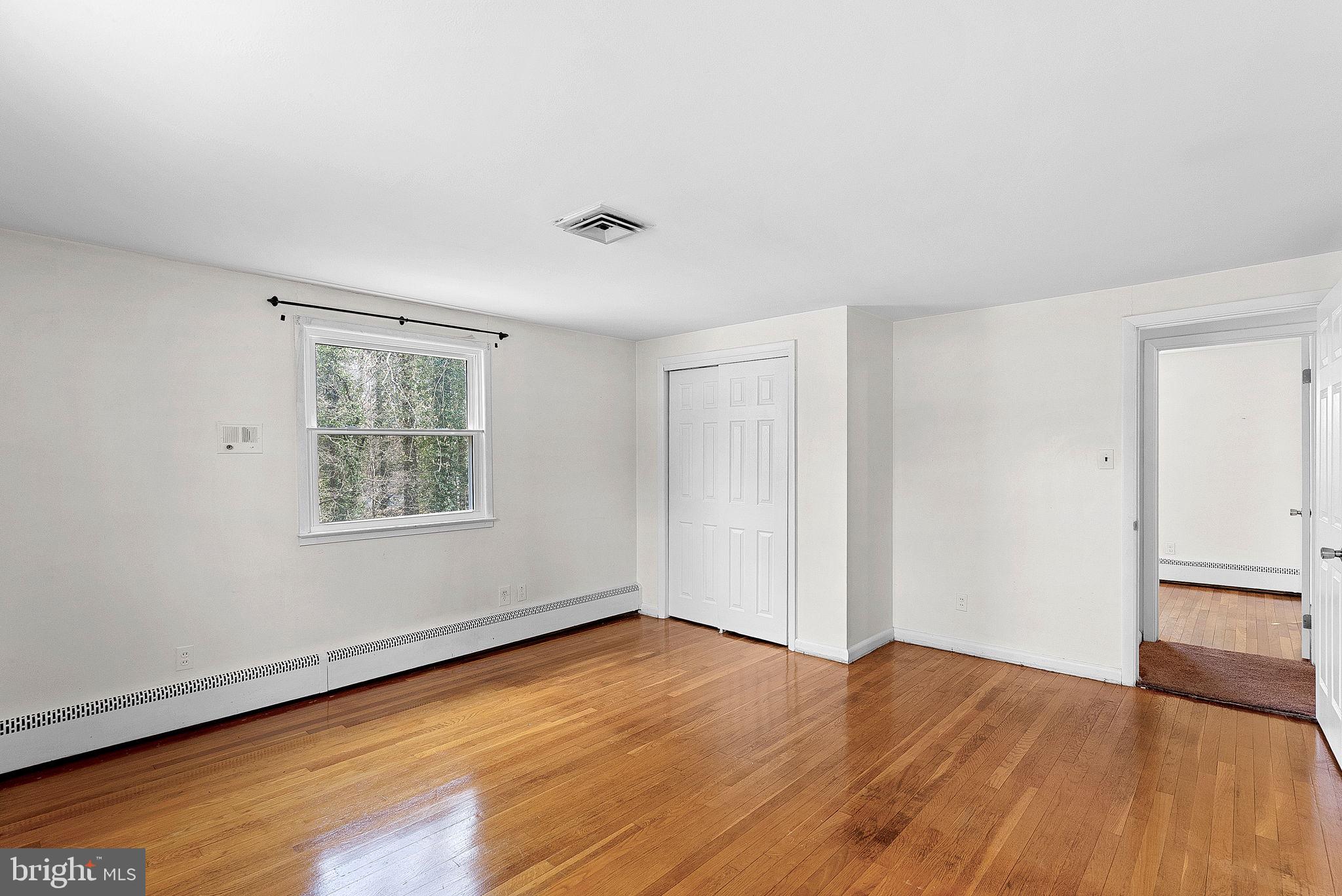 RIDGE MANOR - Residential