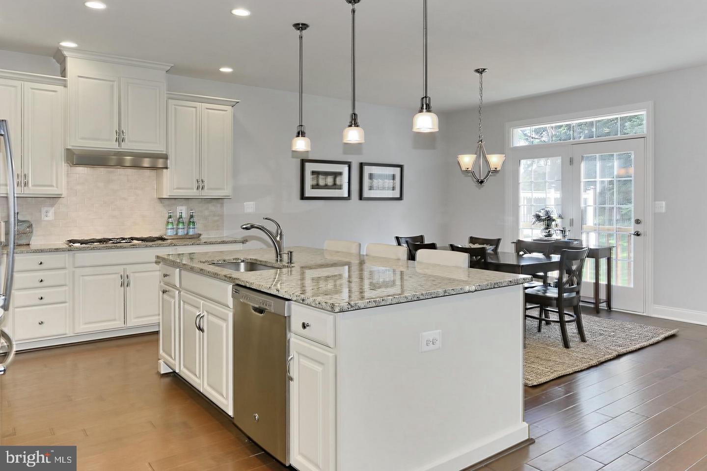 42936 COURTLAND CHASE SQUARE