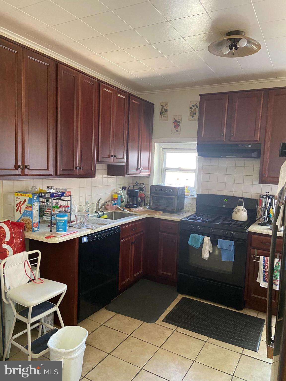 PHILADELPHIA (NORTHEAST) - Residential