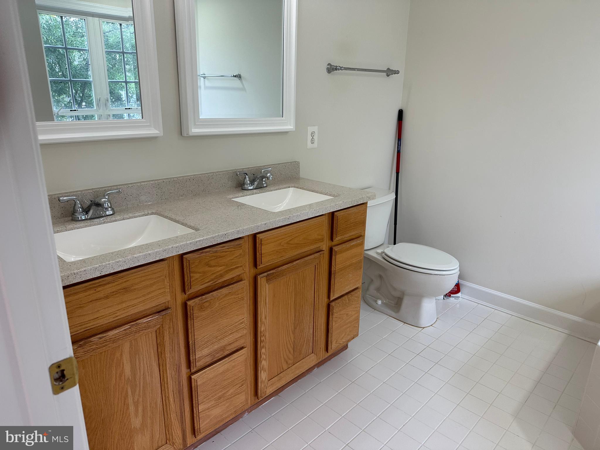 LORTON STATION SOUTH - Residential Lease