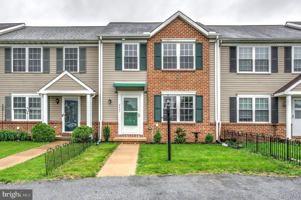 Photo of 2407 Franklin Drive, EAST PETERSBURG, PA 17520 (MLS # PALA2070626)