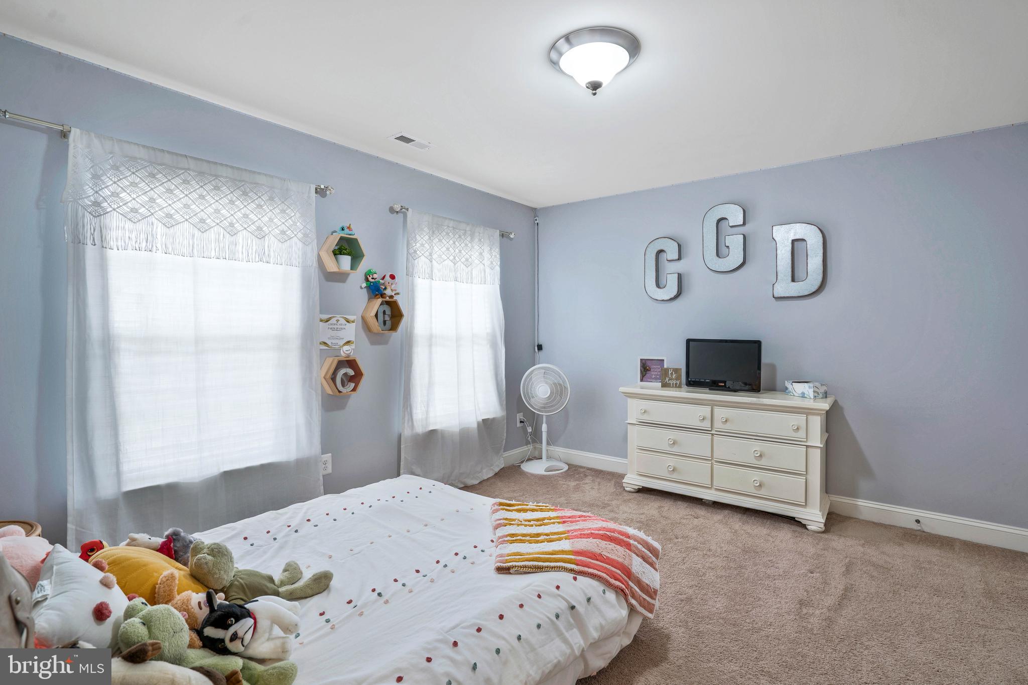 LEONARDS GRANT - Residential