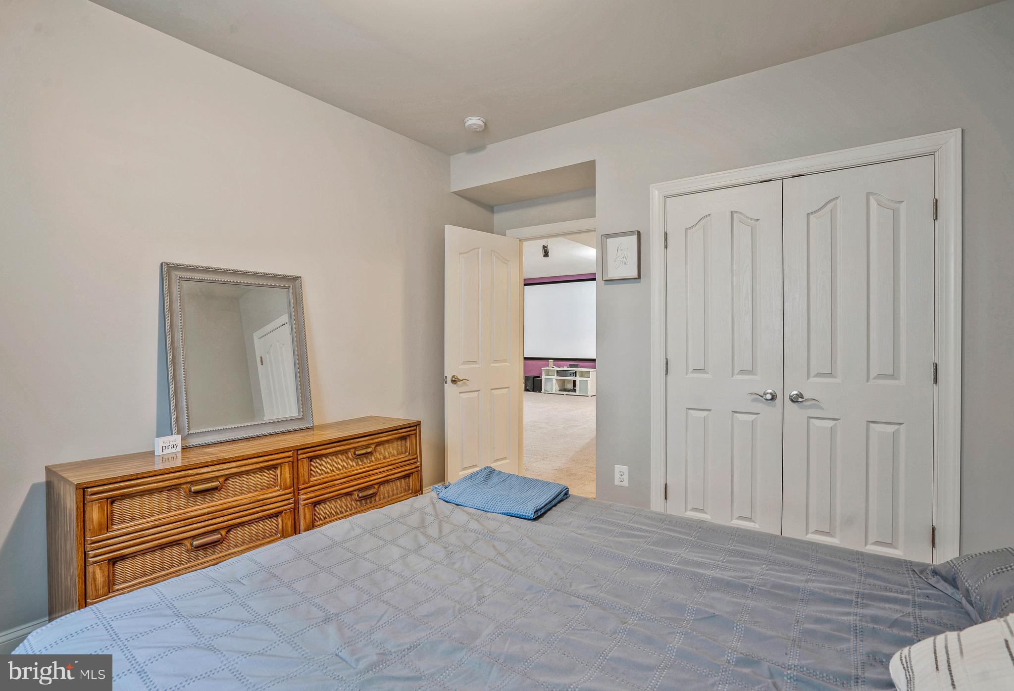 LEONARDS GRANT - Residential